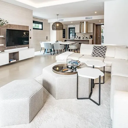 Casa Mistral Beach By Roomservices