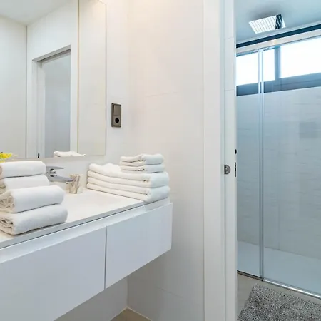 Casa Mistral Beach By Roomservices Holiday home