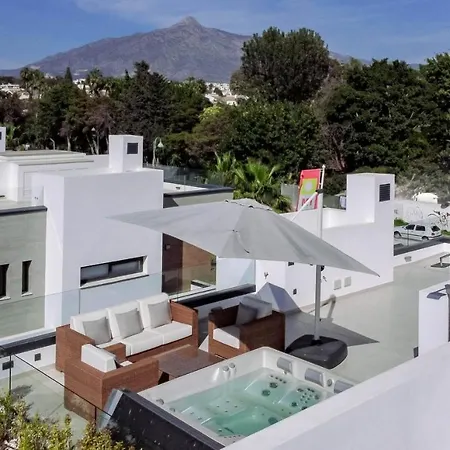 Casa Mistral Beach By Roomservices Marbella